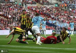 九游体育-足总杯赛程吃紧，夏洛特黄蜂加时末段官宣签约，压力陡增，高层口径保持一致