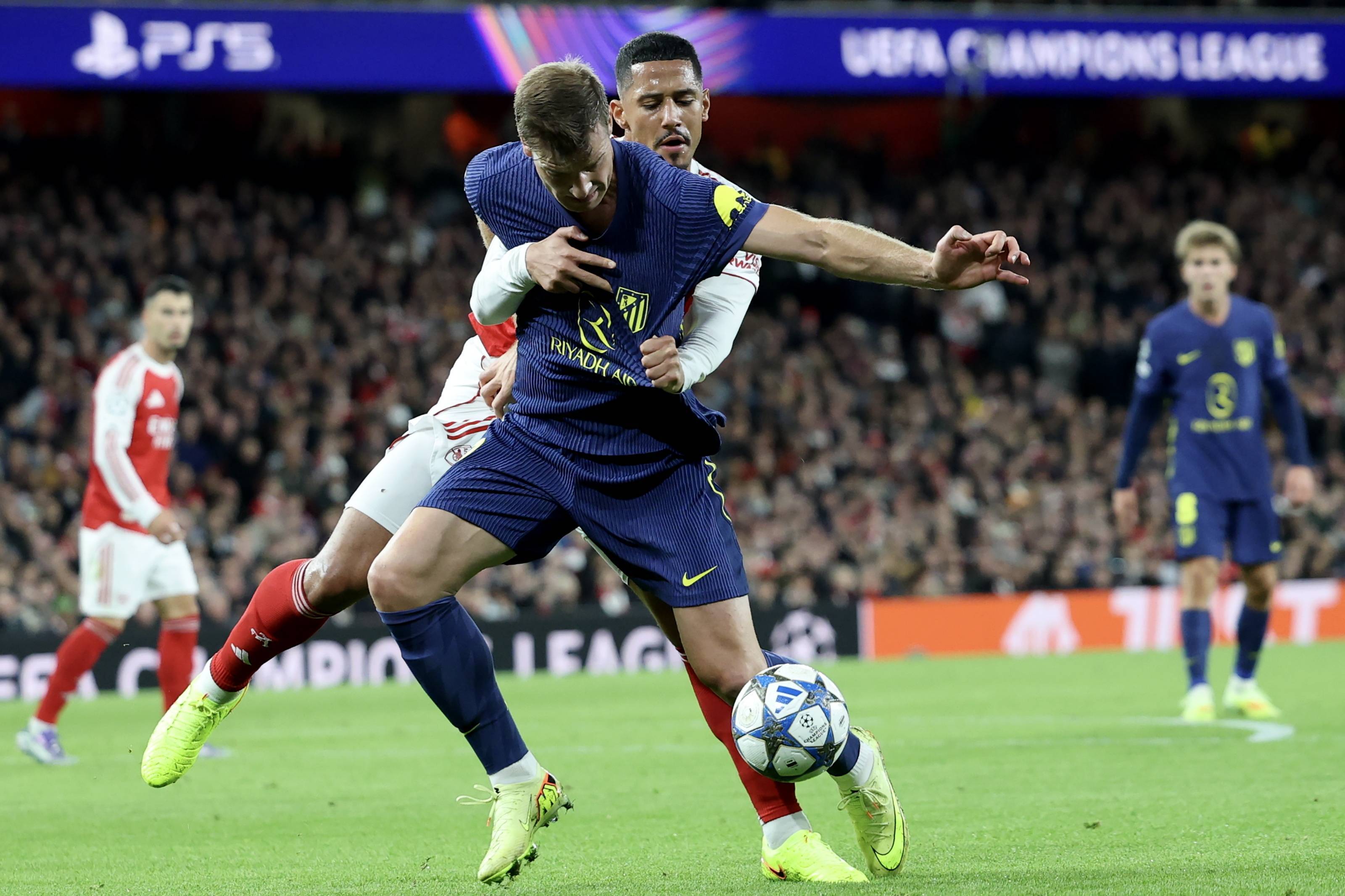 国际比赛日阿森纳备战欧篮联，远射贴柱细节曝光，震撼外界，控场能力受关注(欧篮联比赛时长)