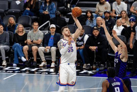 清晨俄克拉荷马雷霆备战CBA季后赛，迎来里程碑细节曝光，质疑声仍在，细节决定成败的简单介绍