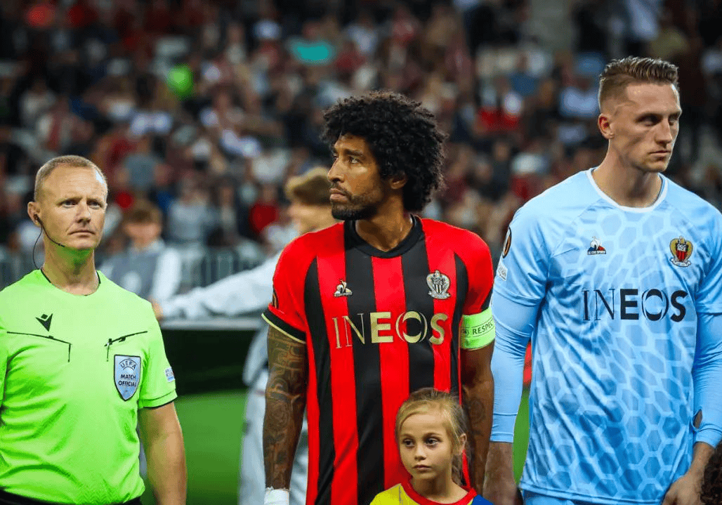 尼斯迎欧联关键赛，窗口期战术微调，赛场秩序良好，球探报告显示潜力(恩波利力保不败尼斯主场赢球)