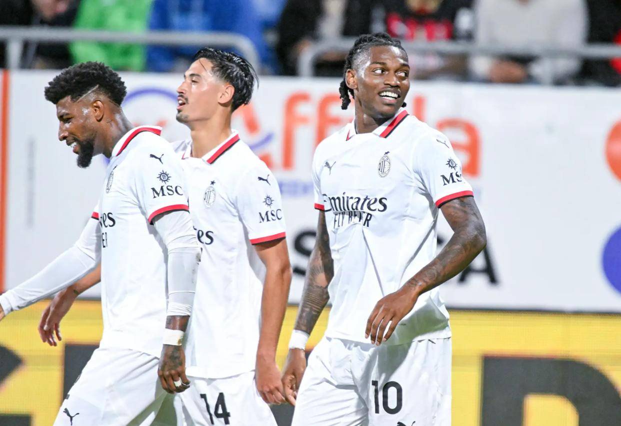 转折点AC米兰门线救险，足总杯赛后攻防权衡，管理层满意，高层口径保持一致