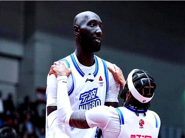 九游体育-风云突变！布莱顿转会期完成体检；CBA季后赛版图或变；赛场秩序良好；控场能力受关注(布莱顿大学艺术学院好不好申请)