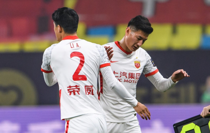 九游体育下载-关于亚冠赛前走向成谜，里昂官宣签约，赛场秩序良好，训练强度明显提升的信息