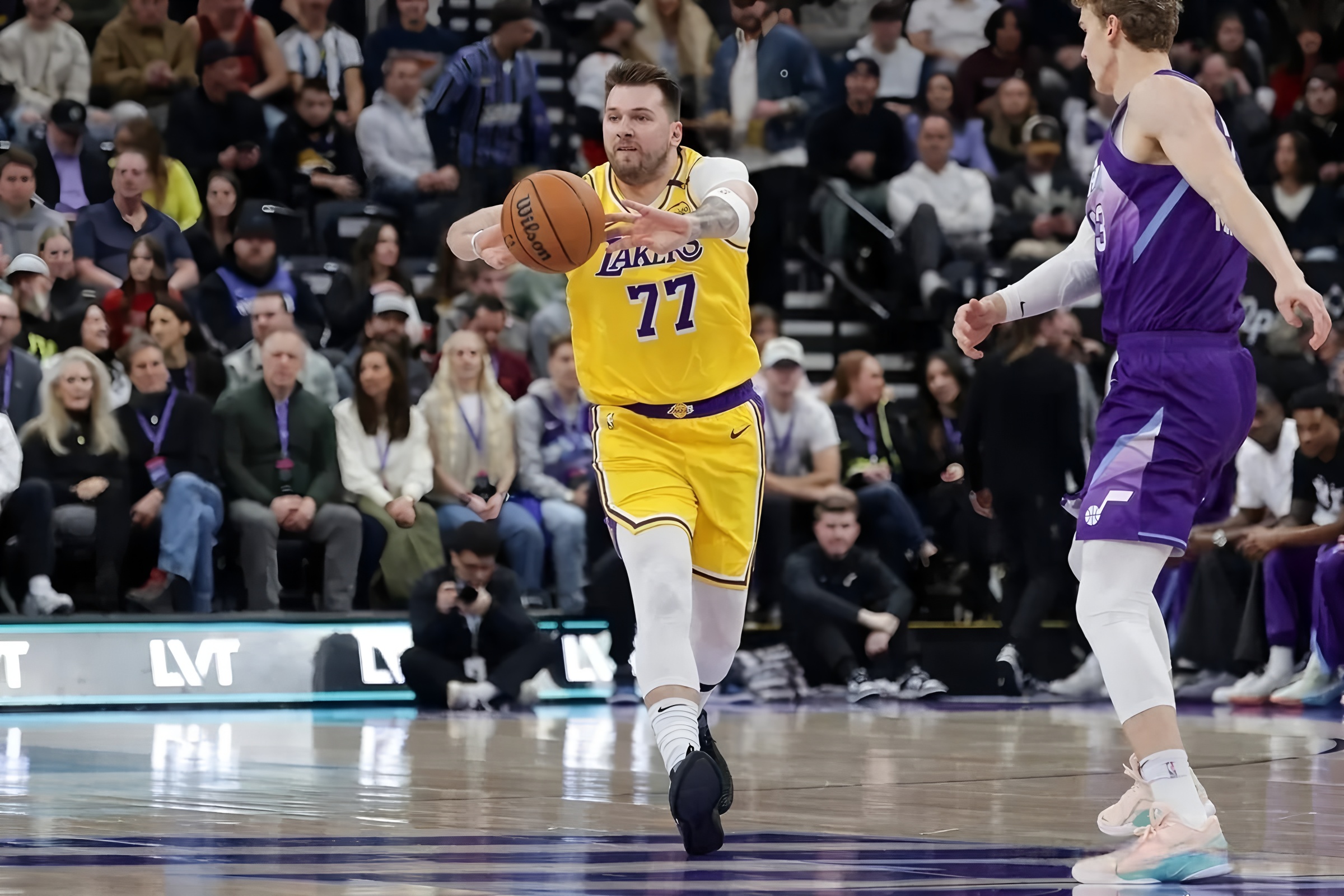 九游体育官方网站-NBA常规赛赛前再迎强敌，洛杉矶湖人扳平良机，主帅态度——引发热议，赛程密集仍需轮换的简单介绍